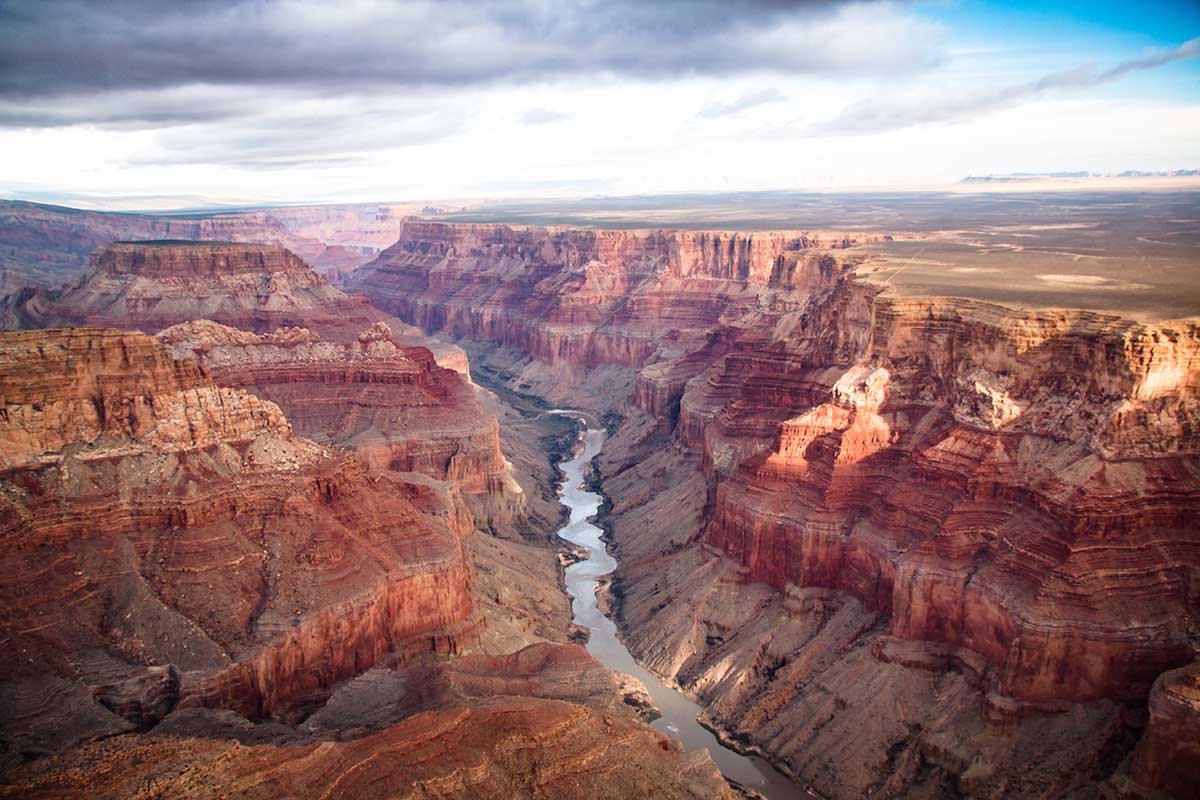 view over the south and north rim part in grand canyon from the Grand Canyon